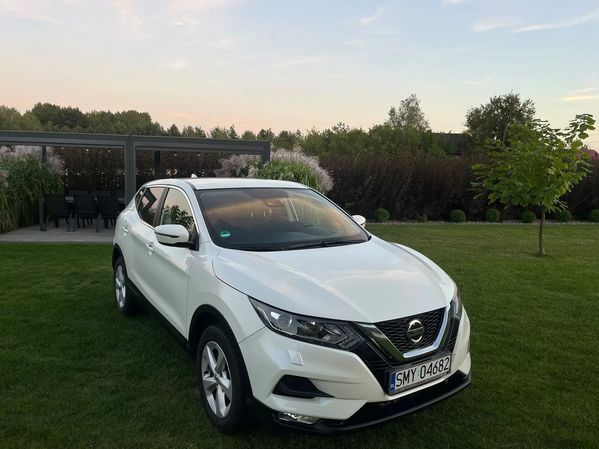 Nissan Qashqai 1.3 DIG-T Serwis Klimatronik Kamera cofania PDC Nawigacja