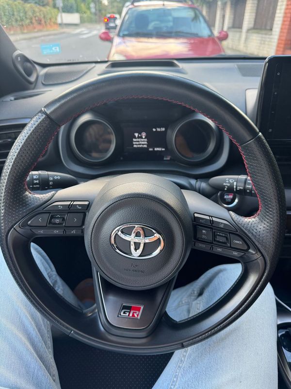 Toyota Yaris 1.0 Petrol 2022