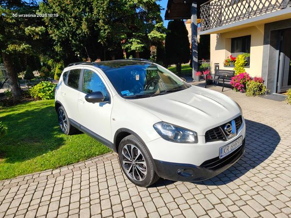 Nissan Qashqai 2.0 benzyna 2013, 201kkm, panorama, kamery, navi