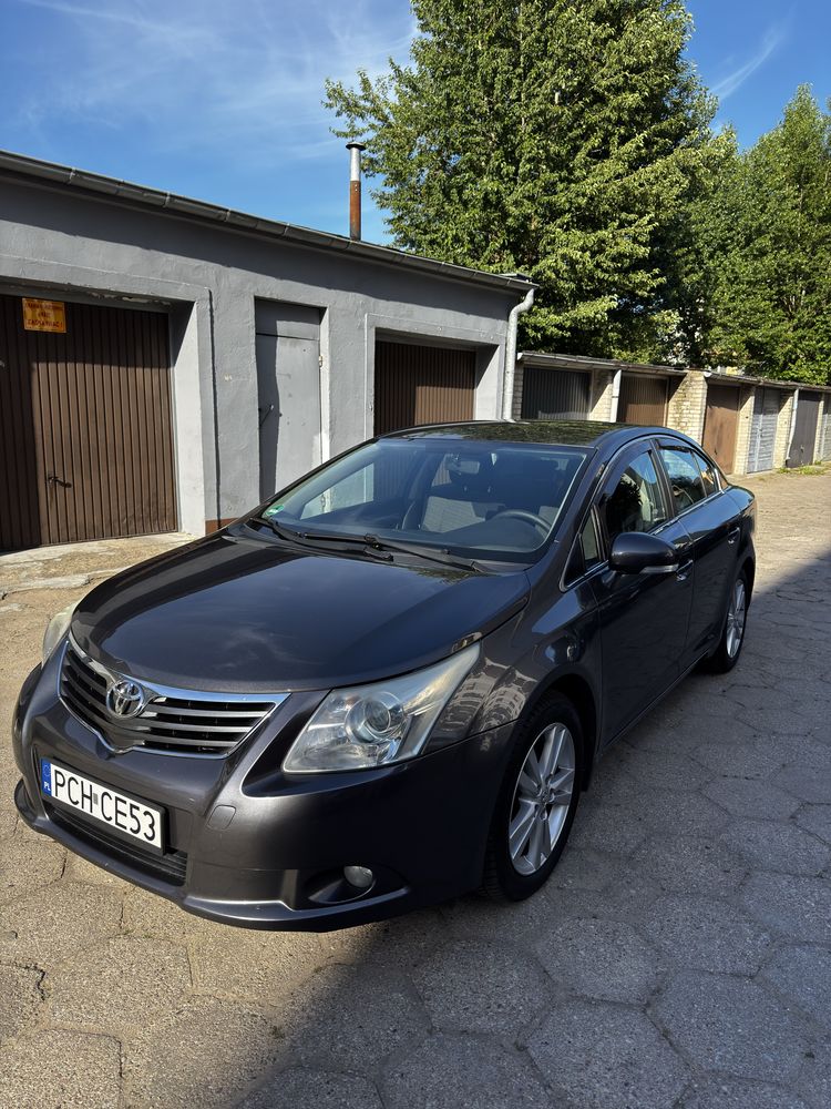 Toyota Avensis 2011 1.8 petrol