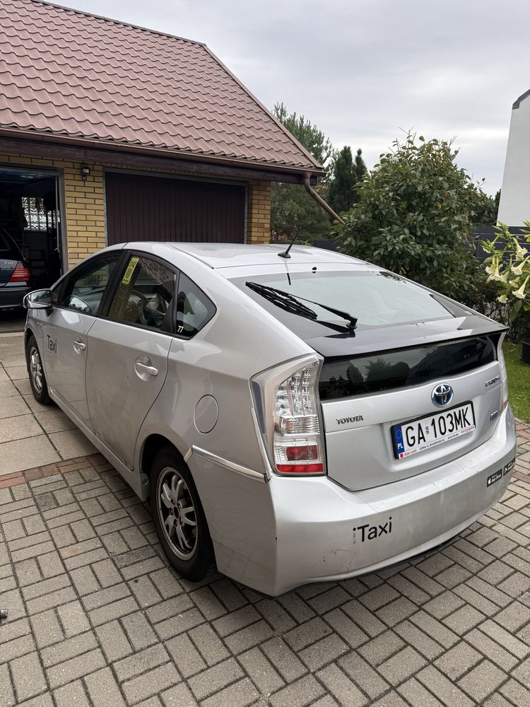 Toyota Prius III cena do negocjacji!