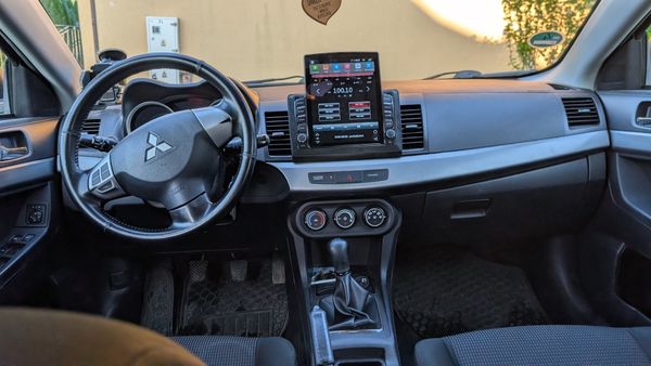 Mitsubishi Lancer 1.5 Petrol 2010