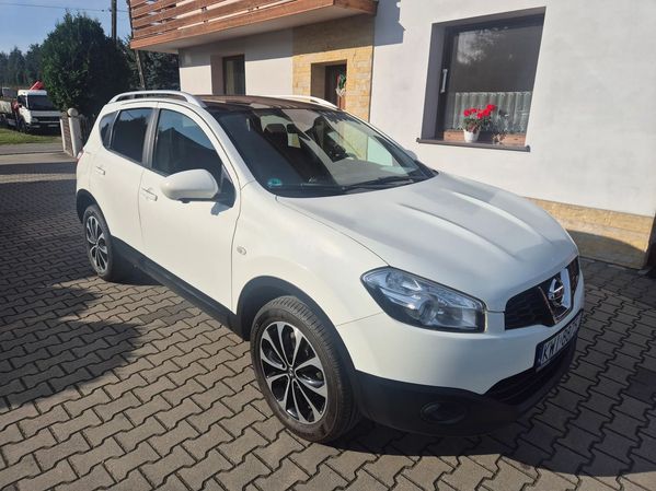 Nissan Qashqai 1.6 benz, panorama kamera piękny bezwypadkowy lift