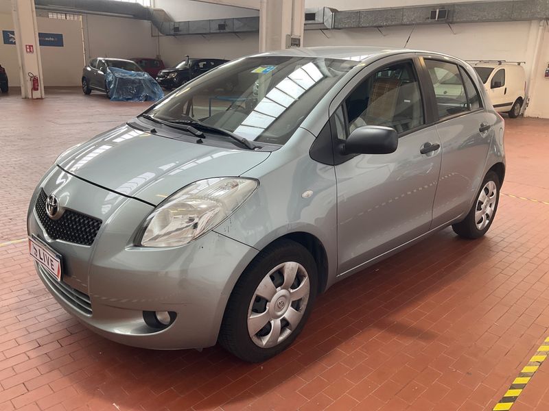 Toyota Yaris 1.3 VVT-i