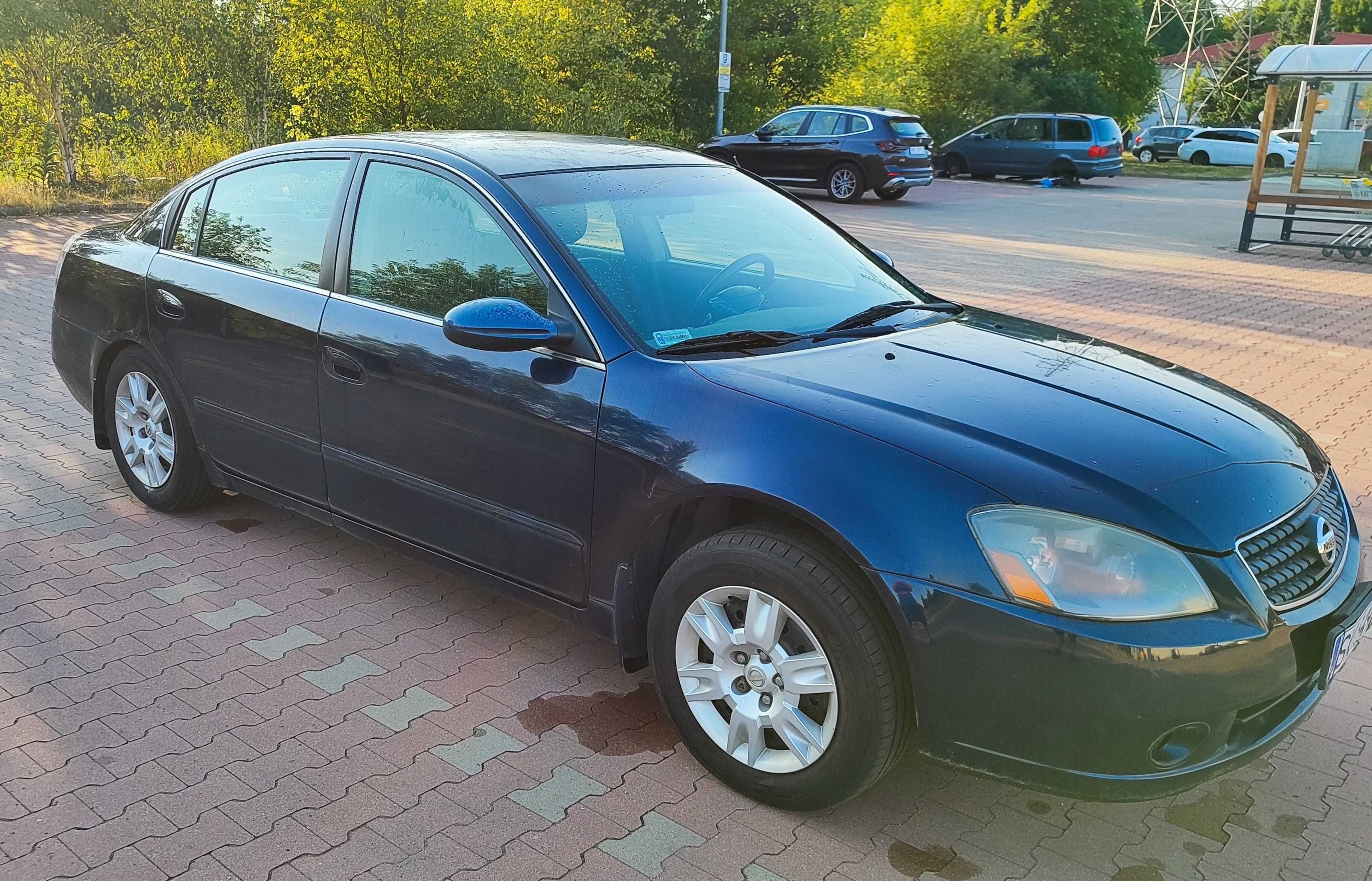 Na sprzedaż Nissan Altima 2.5 – 2005 r . .
