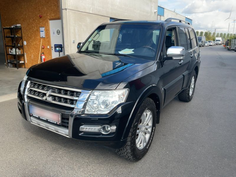 Mitsubishi Pajero 3.2 DI-D Top