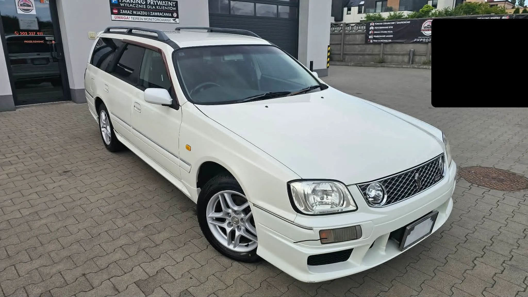 Nissan Skyline 2.5 Petrol 4x4 2000