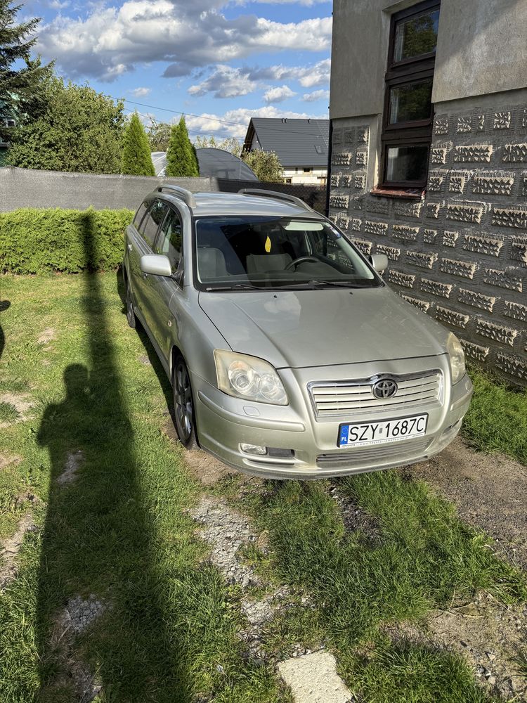 Toyota Avesis 2.0 VvTi