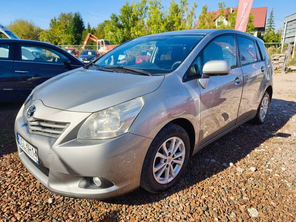 Toyota Verso 2.0d4d*7-osobowy*Kamera*5L/100km