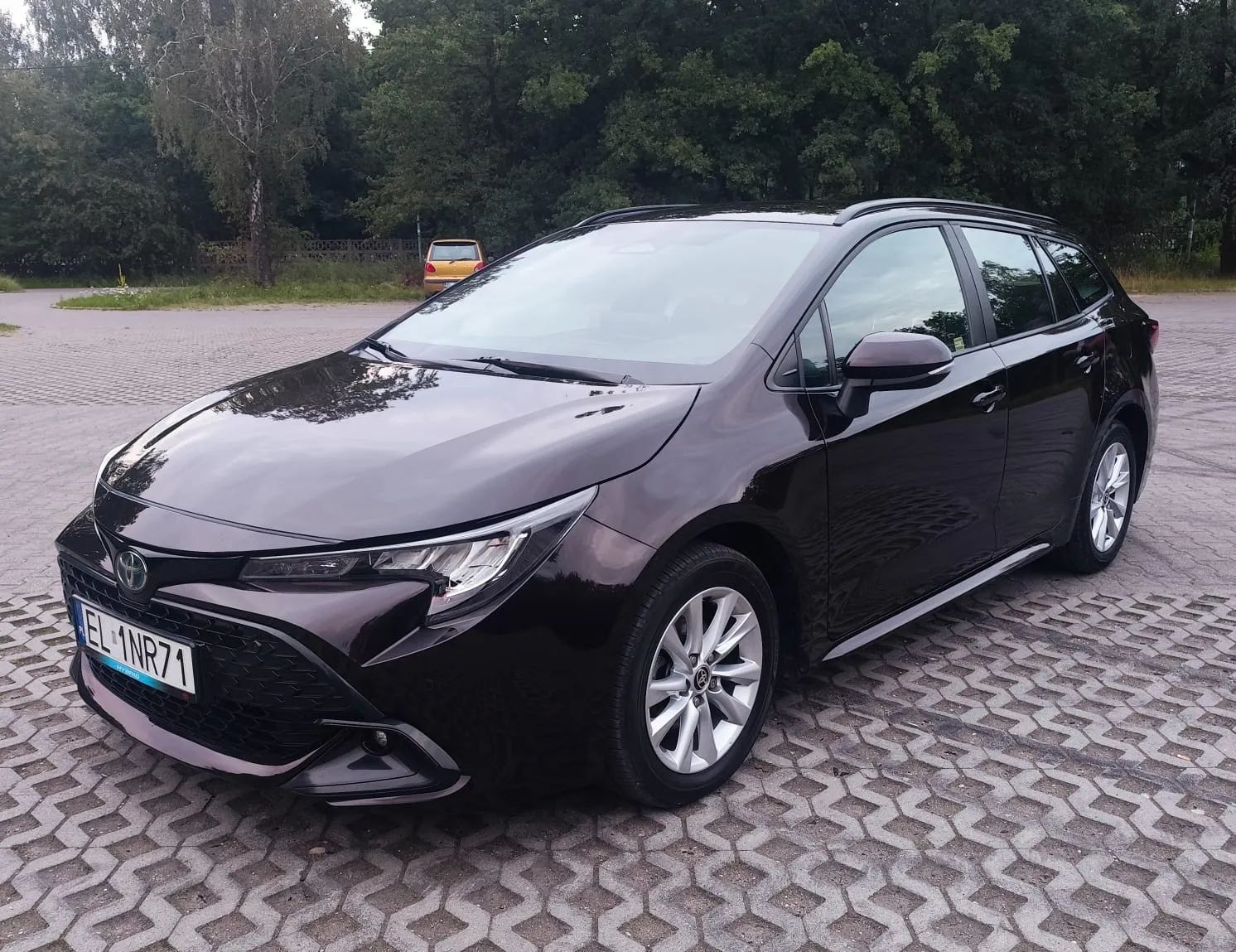 Toyota Corolla Toyota Corolla 2023 kombi (polift) 1.8 hybryda, salon Polska, 86000