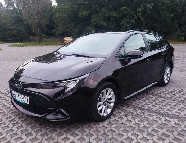 Toyota Corolla Toyota Corolla 2023 kombi (polift) 1.8 hybryda, salon Polska, 86000