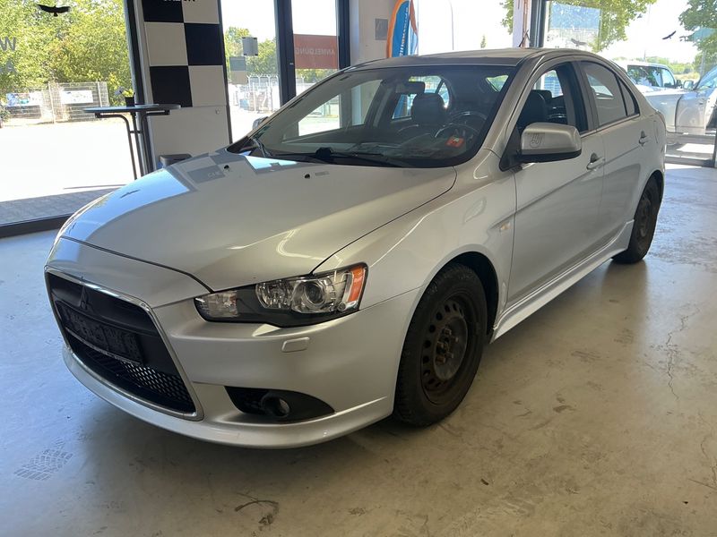 Mitsubishi Lancer 1.8 Dohc Instyle
