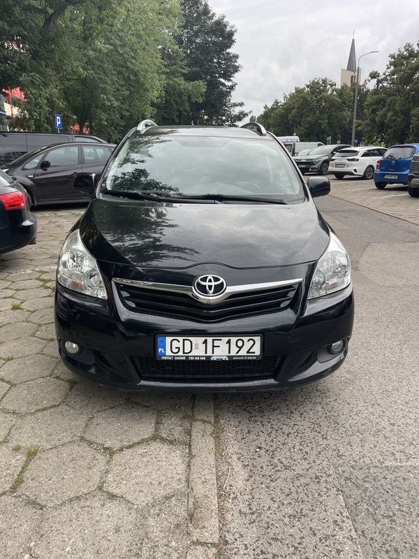 Toyota Verso 1.8 Petrol 2011