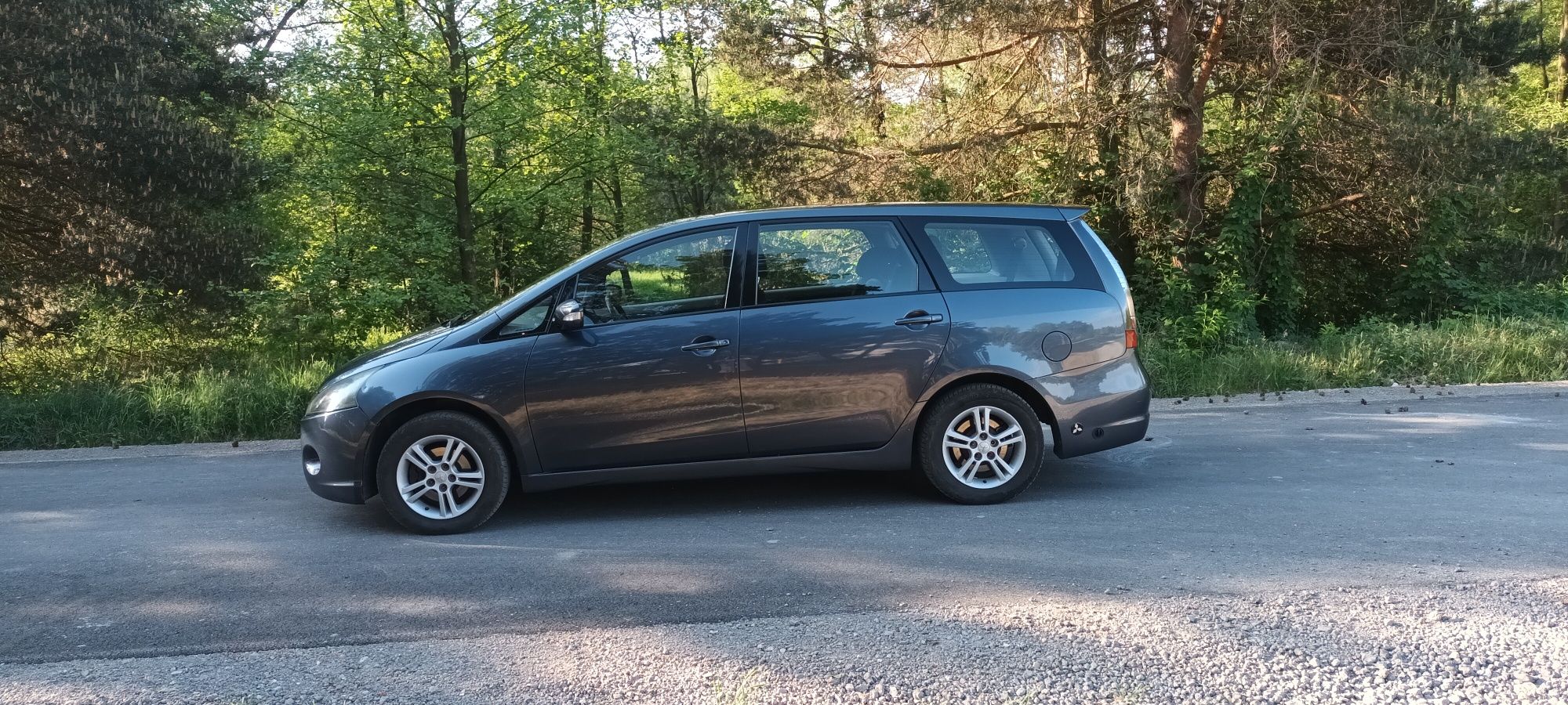Mitsubishi Grandis 2.4 LPG 2006