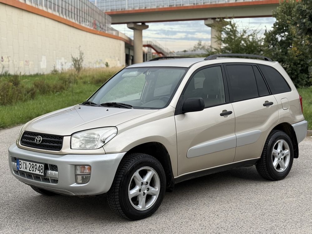 Toyota RAV-4 2.4 Petrol 4x4 2005