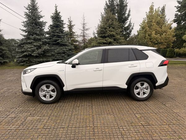 Toyota RAV4 Bezwypadkowa Hybryda bardzo maly przebieg