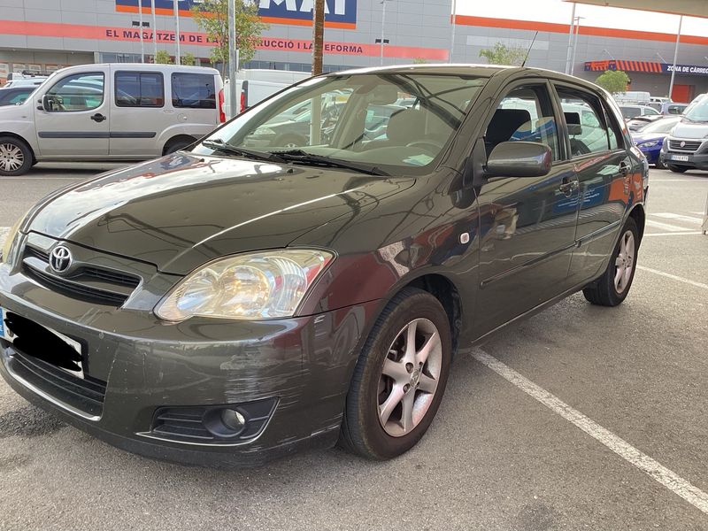 Toyota Corolla 1.6 Compact Sol