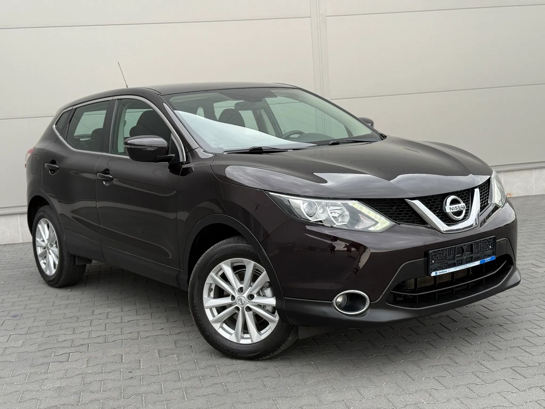 Nissan Qashqai • Benzyna • 115 KM • Niski przebieg • Hak • Acenta • Serwisowany
