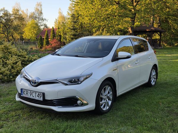 Toyota Auris 1.8 Hybrid 2016