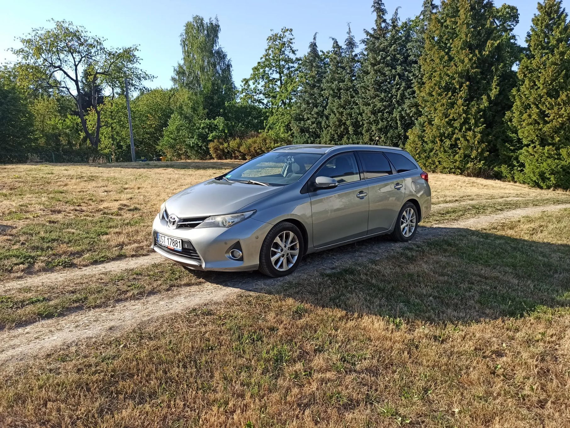 Toyota Auris Automat z LPG STAG, podgrzewane fotele, asystent parkowania