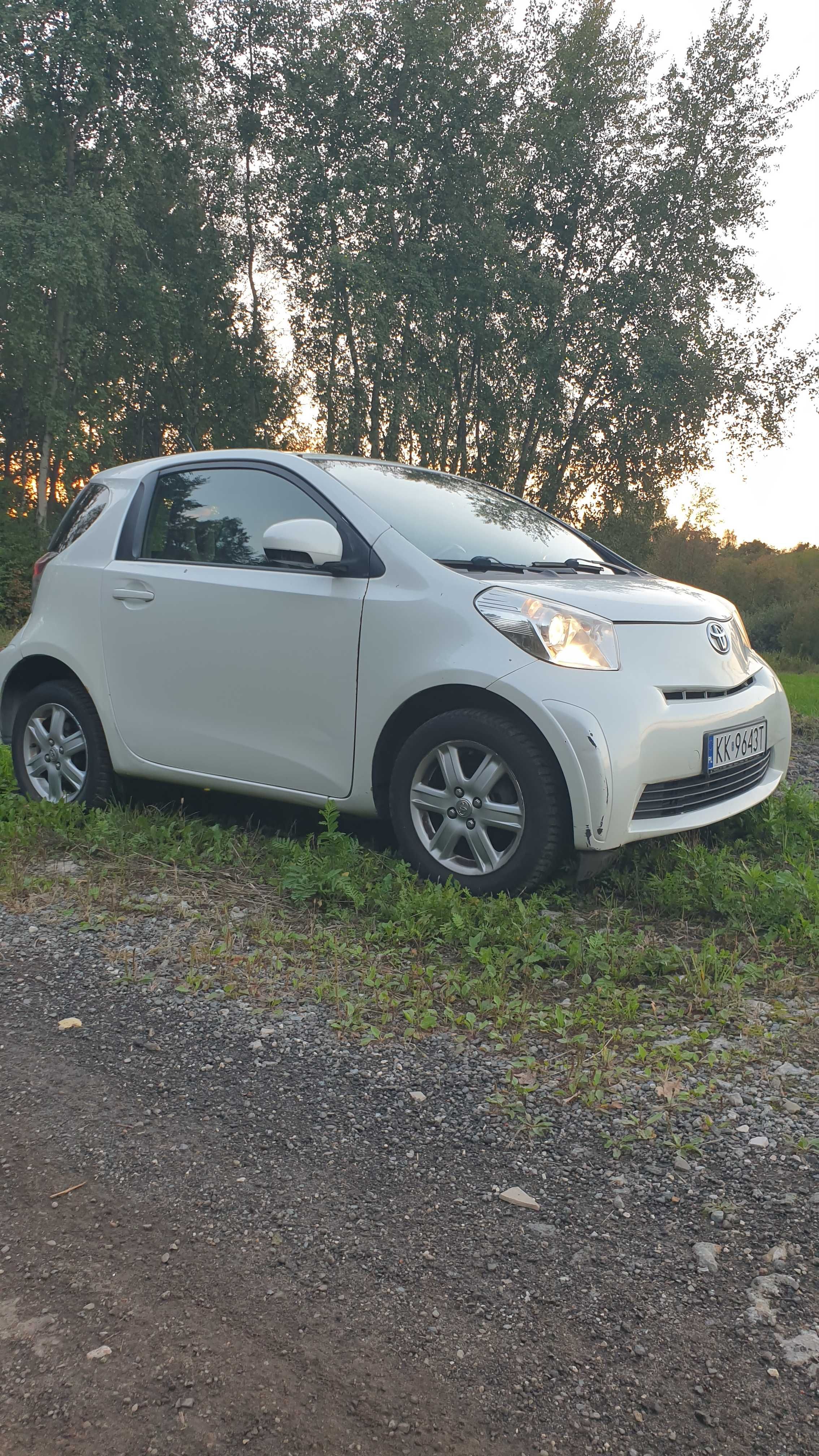 Toyota iQ 1.0 VVT-i 2009