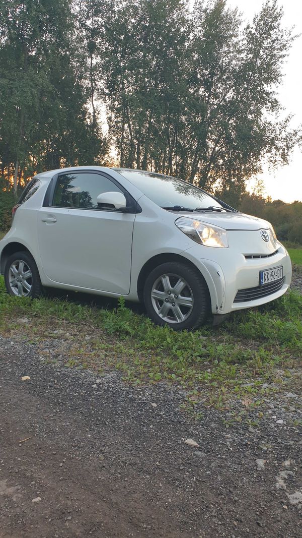 Toyota iQ 1.0 VVT-i 2009
