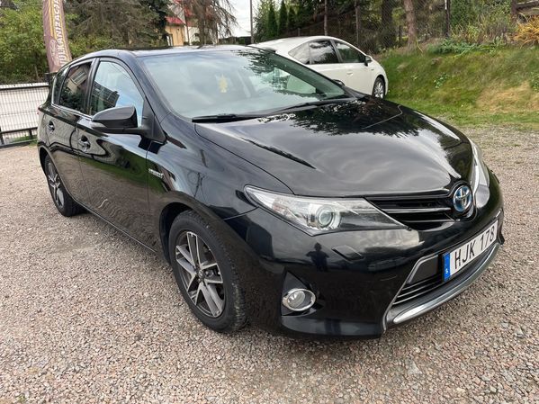 Toyota Auris 1.8 Hybrid 2015