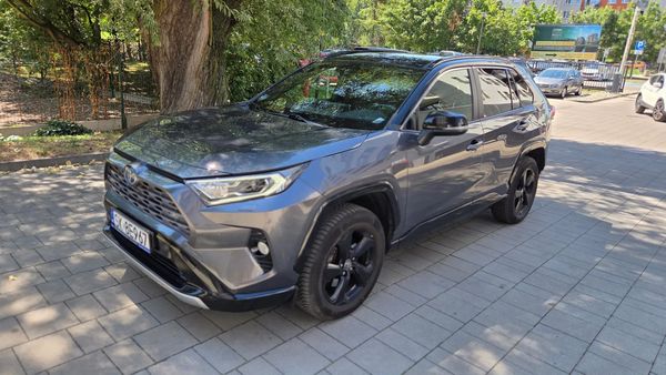 Toyota RAV4 Toyota RAV4 4x4 JBL Black Edition 222KM lease transfer/buyout