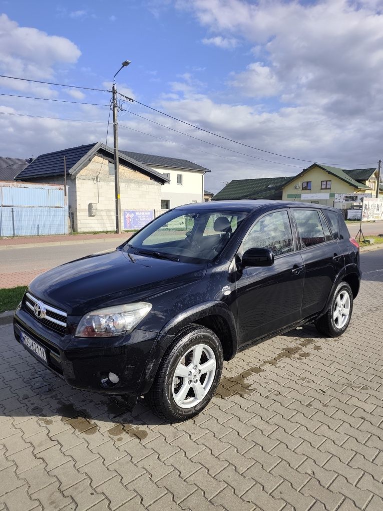 Toyota RAV4 2.2, mileage 150k