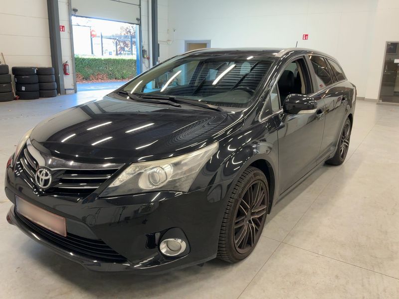Toyota Avensis 2.0 D-4D Premium