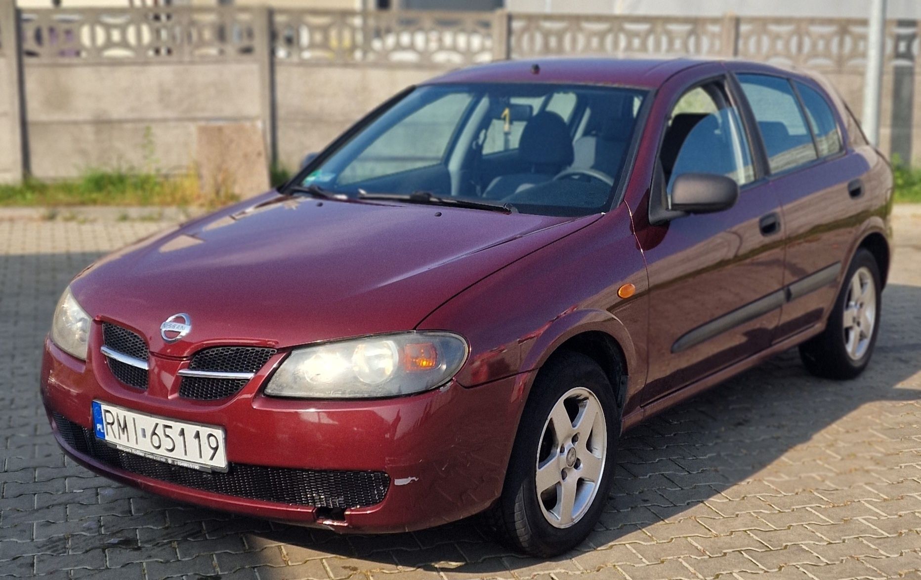 Nissan almera 2003