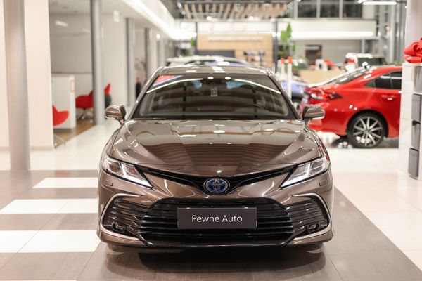 Toyota Camry 2.5 Hybrid 2023