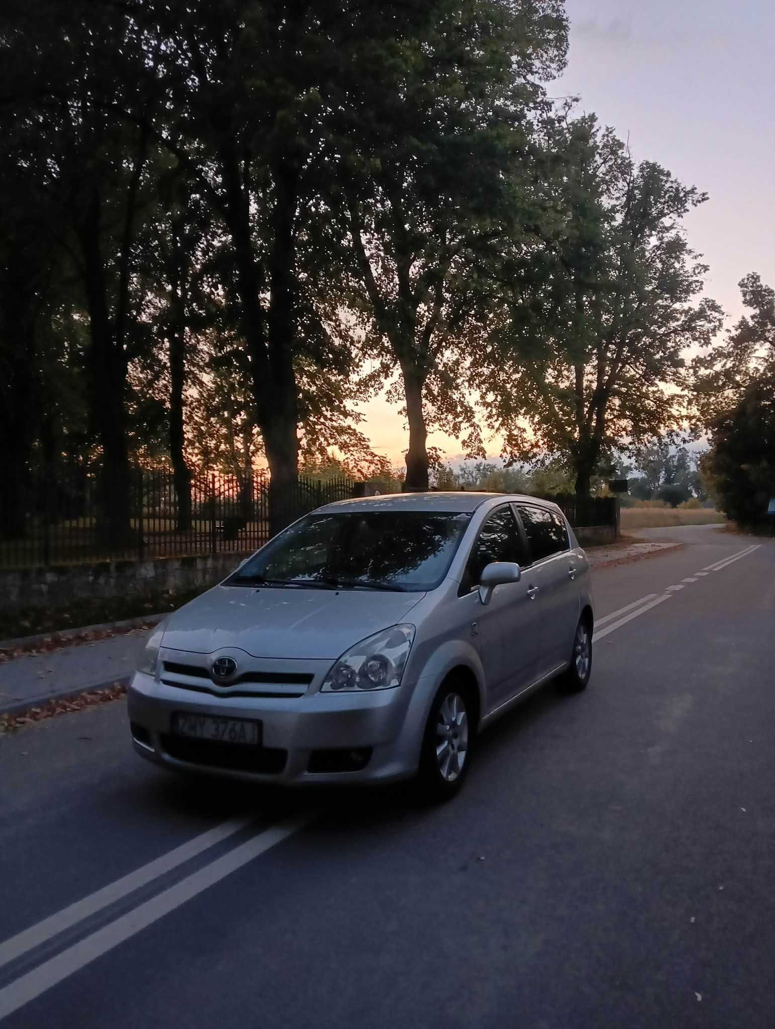 Toyota Corolla Verso 2005 | 2.0 D-4D | 7 osób | Prywatnie od 6 lat! OC/PT 2027