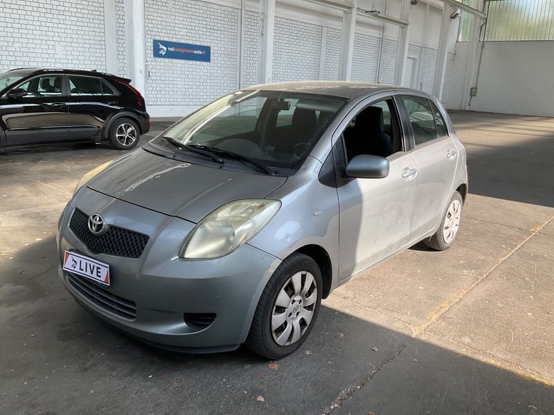 Toyota Yaris 1.0 VVT-i