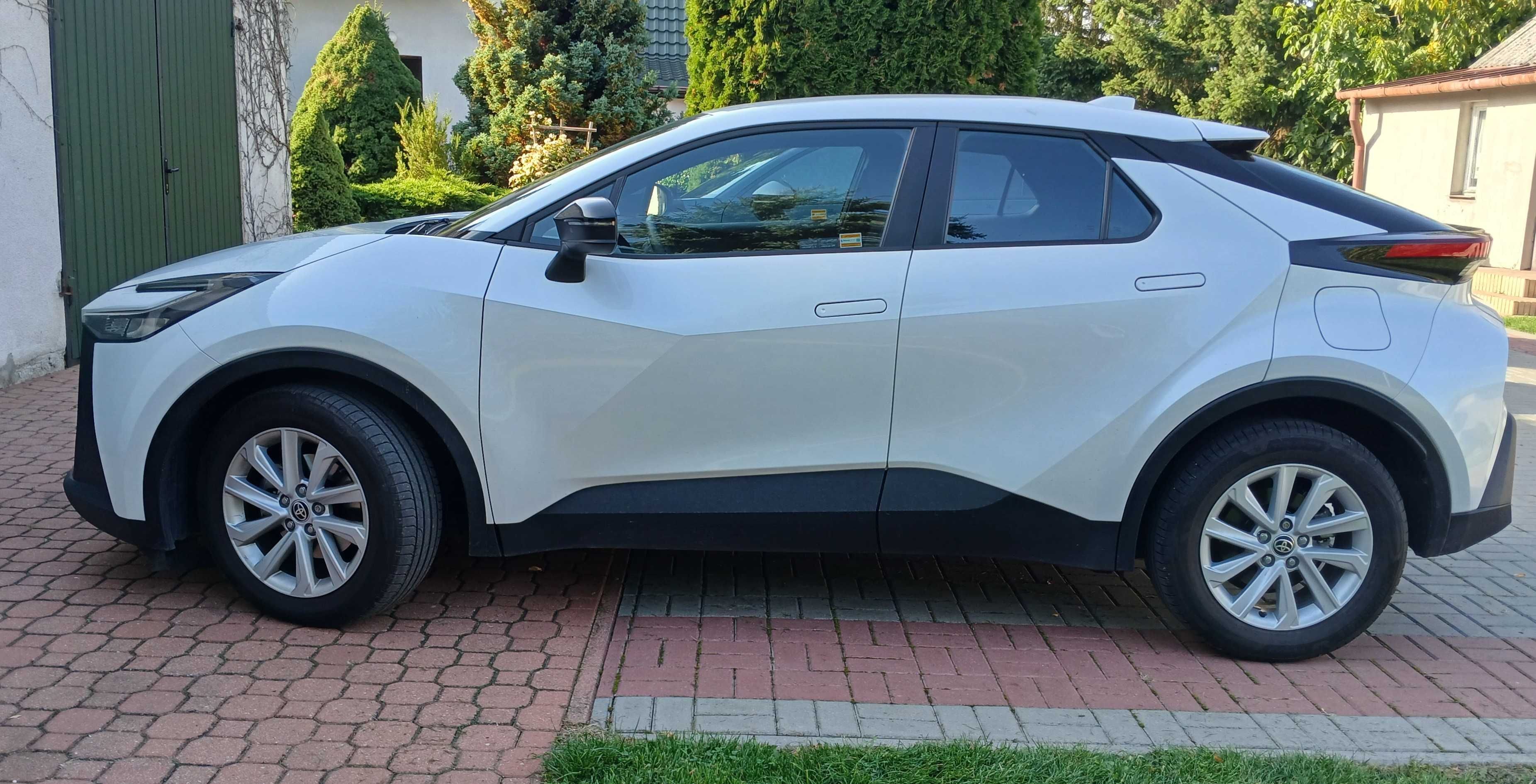 Toyota C-HR 1.8 Petrol 2024
