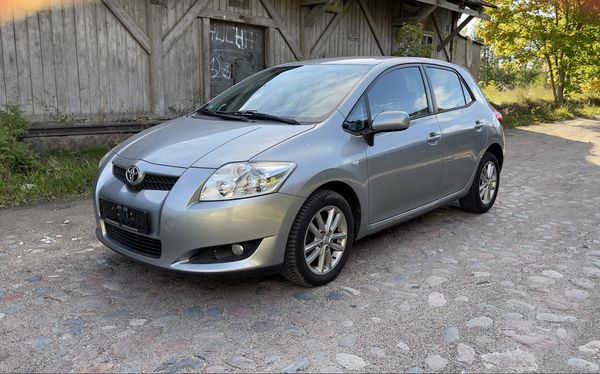 Toyota Auris 1.6 Petrol 2009