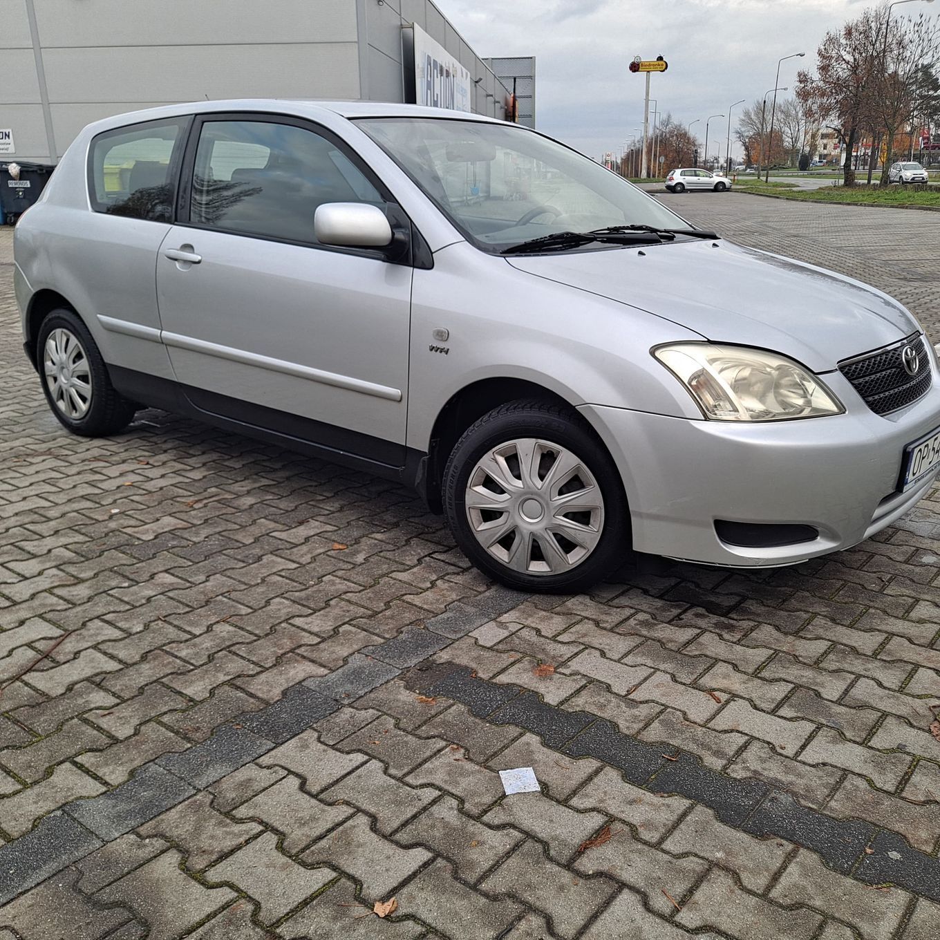 Toyota Corolla Toyota Corolla E12 1.6 VVT-i 110 KM | 2002 | 3-drzwiowa