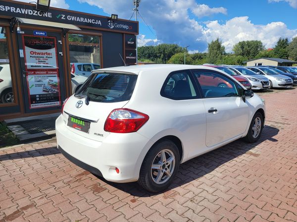 Toyota Auris 1.3 Petrol 2010