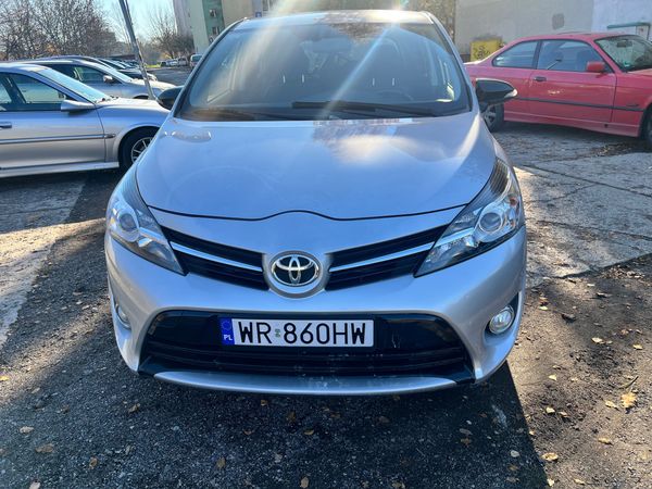 Toyota Verso Diesel 2015