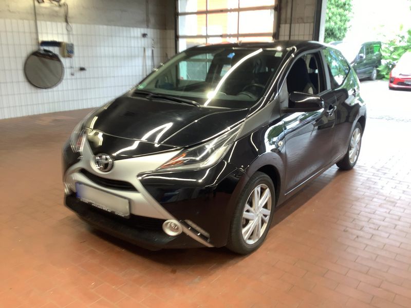 Toyota Aygo 1.0 X-Play Touch