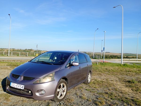 Mitsubishi Grandis 2.4 LPG 2004