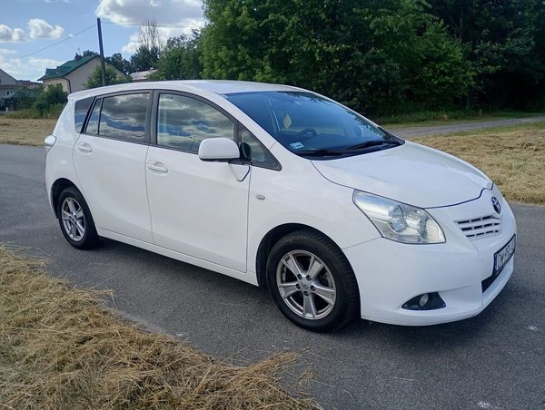 Toyota Verso 1.6 Petrol 2009