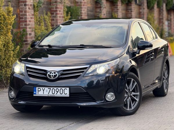 Toyota Avensis Polski Salon/Bezwypadkowy/Benzyna/Niski przebieg/Automat