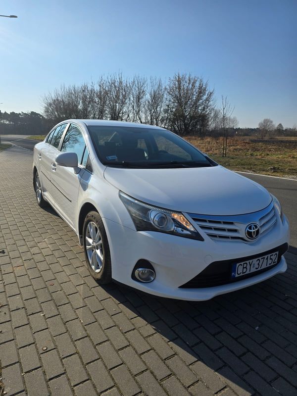 Toyota Avensis 2.0 D4D 126km zadbany egzemplarz