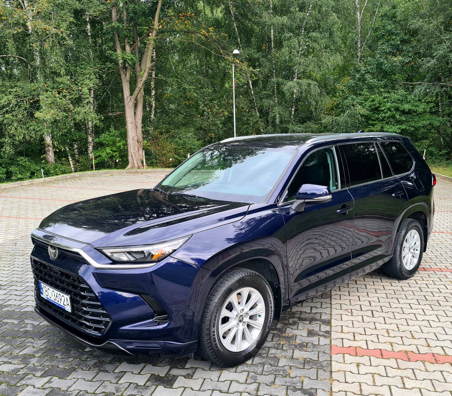 Toyota Highlander GRAND HIGHLANDER | Hybryda | 4x4 | 8 osobowy | klima 3 strefowa