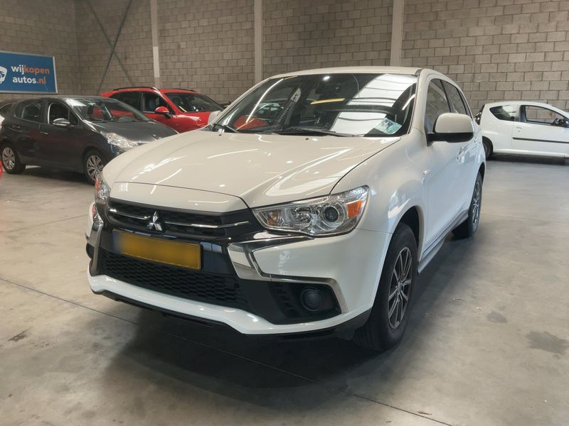 Mitsubishi ASX 1.6 Basis 2WD