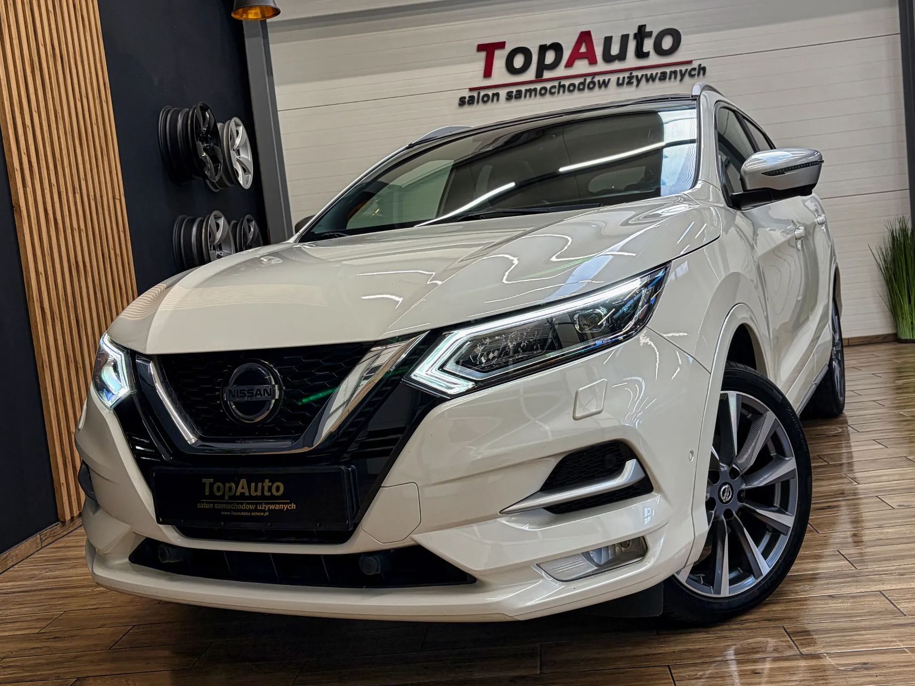Nissan Qashqai LIFT * TEKNA+ * 1.33 160KM * manual * SKÓRA *BOSE* panorama *