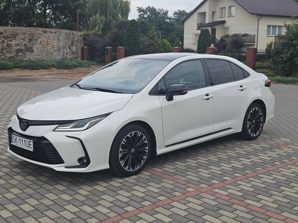 Toyota Corolla SUPER GR Salon Polska
