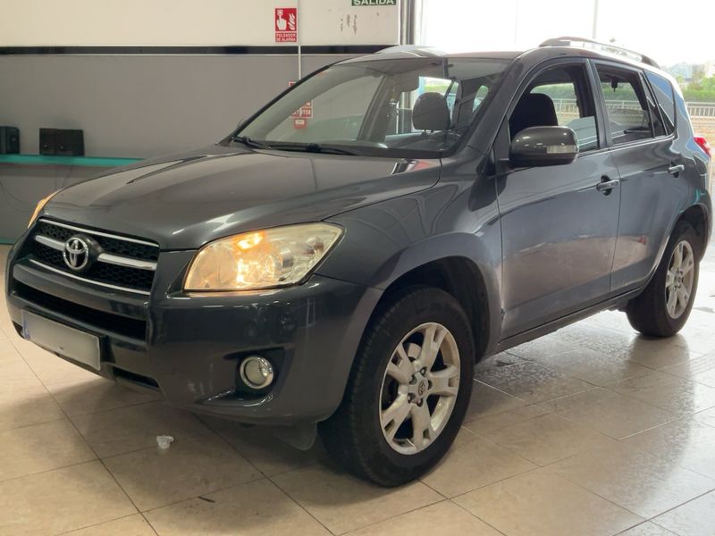 Toyota RAV 4 2.2 D-4D Sol