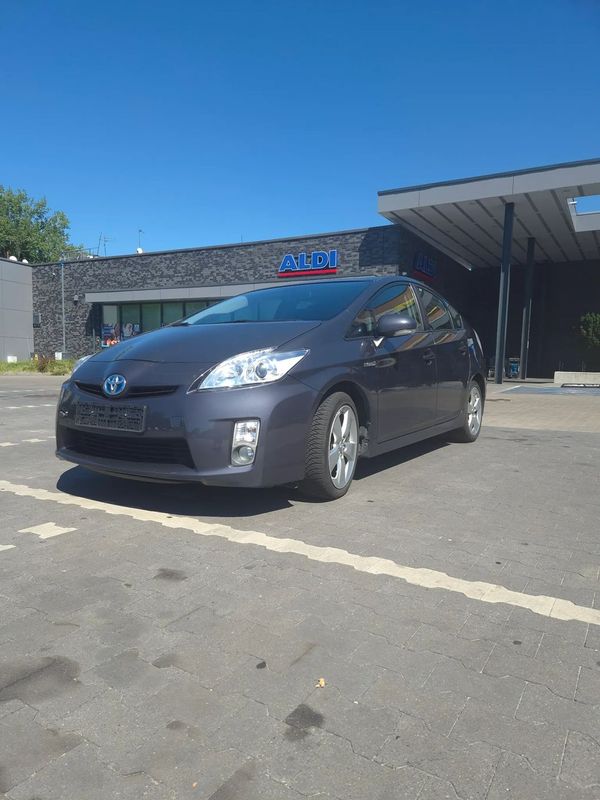 Toyota Prius 1.8 LPG 2010
